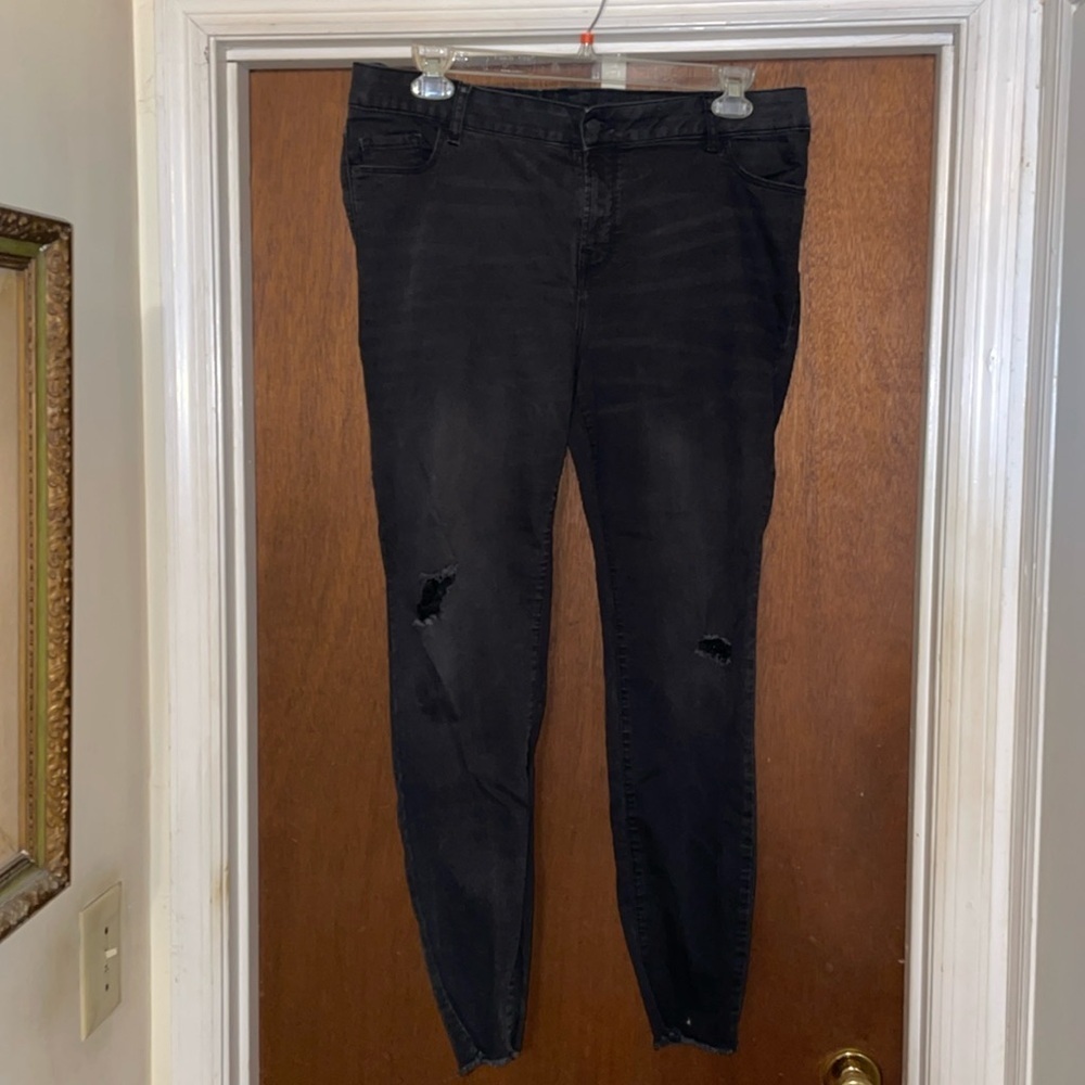 Old Navy black stretch Rockstart Mid-Rise jeans​​